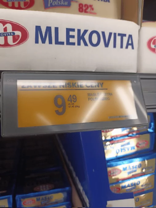 Cena masła w dyskoncie Biedronka (FOTO: wbijamszpile.pl)