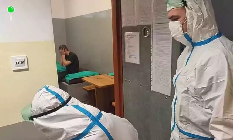 35-letni obywatel Ukrainy splunął umyślnie na policjantów w Sopocie (FOTO: KMP Sopot)