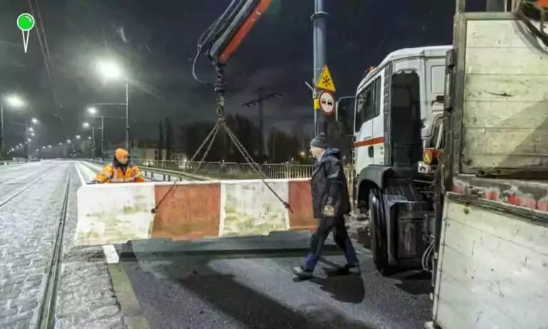 Chaos w gdańskiej komunikacji po zamknięciu Mostu Siennickiego (FOTO: Piotr Wittman/gdansk.pl)