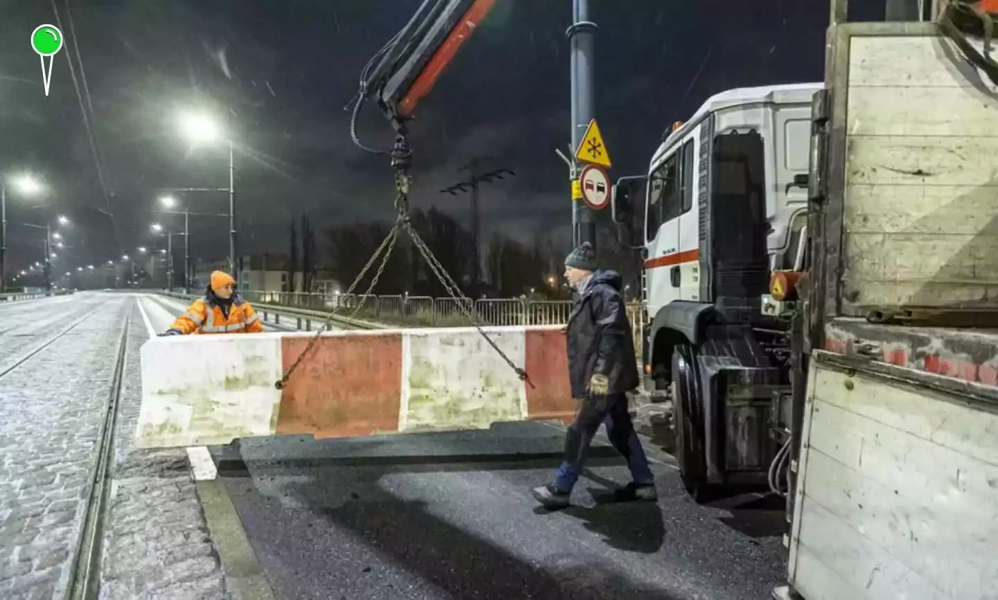 Chaos w gdańskiej komunikacji po zamknięciu Mostu Siennickiego (FOTO: Piotr Wittman/gdansk.pl)