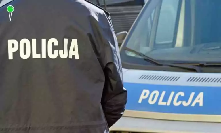 Wnuki okradły babcię na ponad 6 tysięcy złotych (FOTO: canva.com)