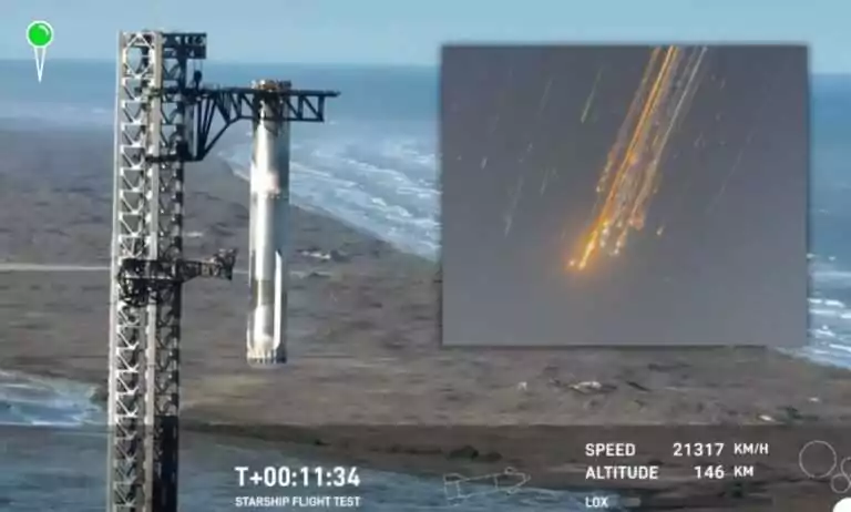 Starship traci łączność podczas lotu, ale Super Heavy ląduje perfekcyjnie (FOTO: SpaceX/X)