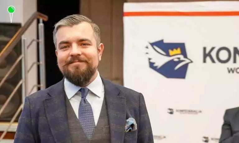 Lider Konfederacji z Pomorza oskarża Donalda Tuska (FOTO: Michał Urbaniak/FB)