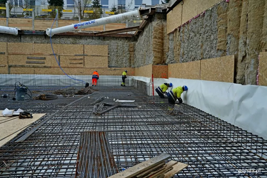 Powiększa się Sąd Rejonowy w Gdyni. Trwa budowa nowego gmachu (FOTO: Magdalena Czarnek)