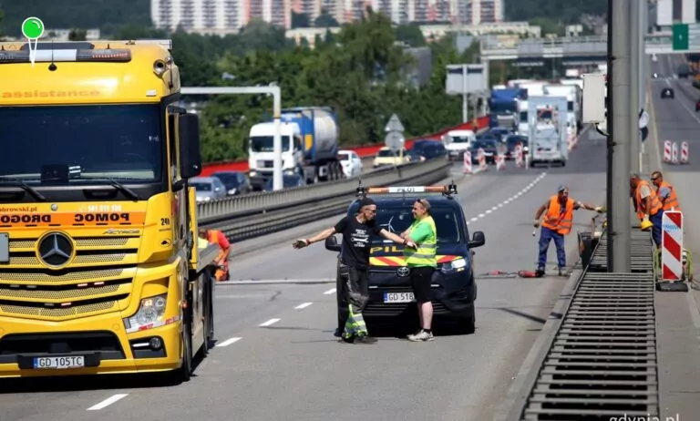 Estakada Kwiatkowskiego to problem tylko Gdyni. Dlaczego? (FOTO: canva.com)