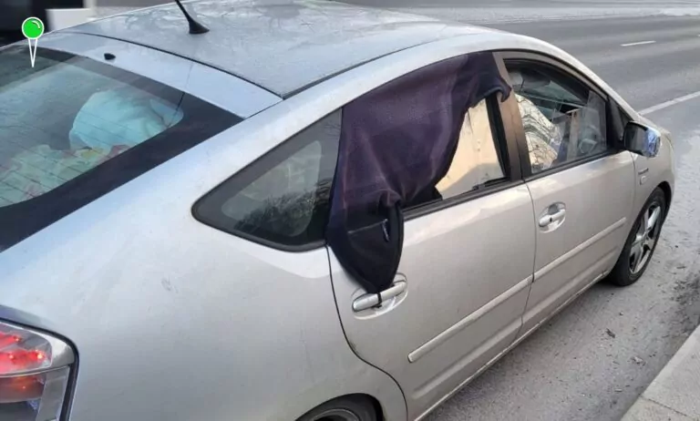 Policja zatrzymała 68-latka w rozklekotanej toyocie prius. Nie miał prawa jazdy (FOTO: KMP Gdańska)