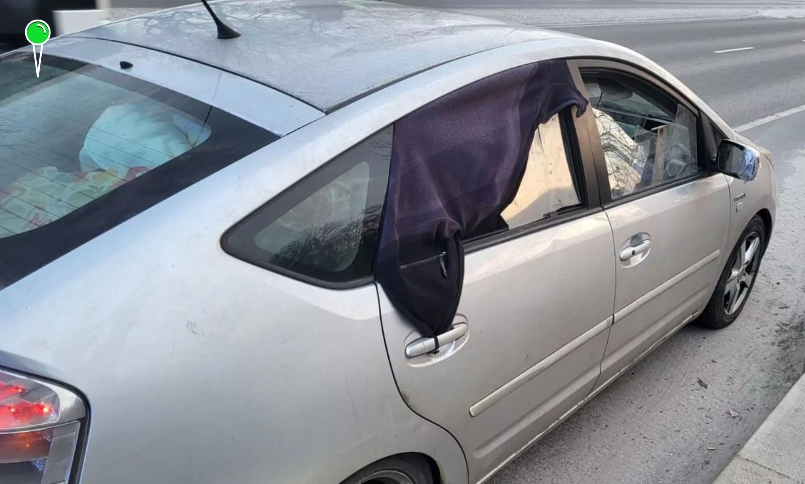 Policja zatrzymała 68-latka w rozklekotanej toyocie prius. Nie miał prawa jazdy (FOTO: KMP Gdańska)