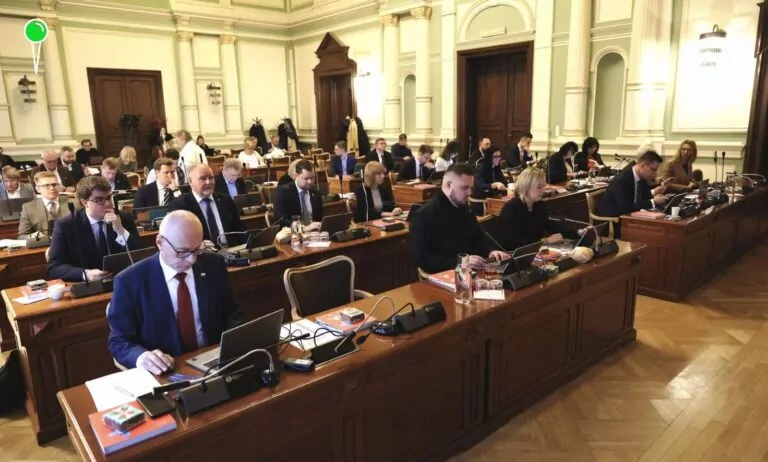 Radni Gdańska zakazali sprzedaży alkoholu w nocy (FOTO: Dominik Paszliński/gdansk.pl)