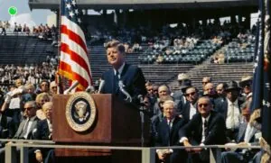 Nowe akta Kennedy’ego. CIA ukrywała więcej, niż nam się wydawało (FOTO: canva)