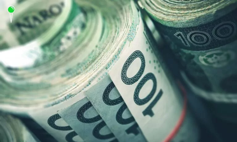 Nowy sposób oszustów. Seniorka uwierzyła i straciła fortunę (FOTO: canva)