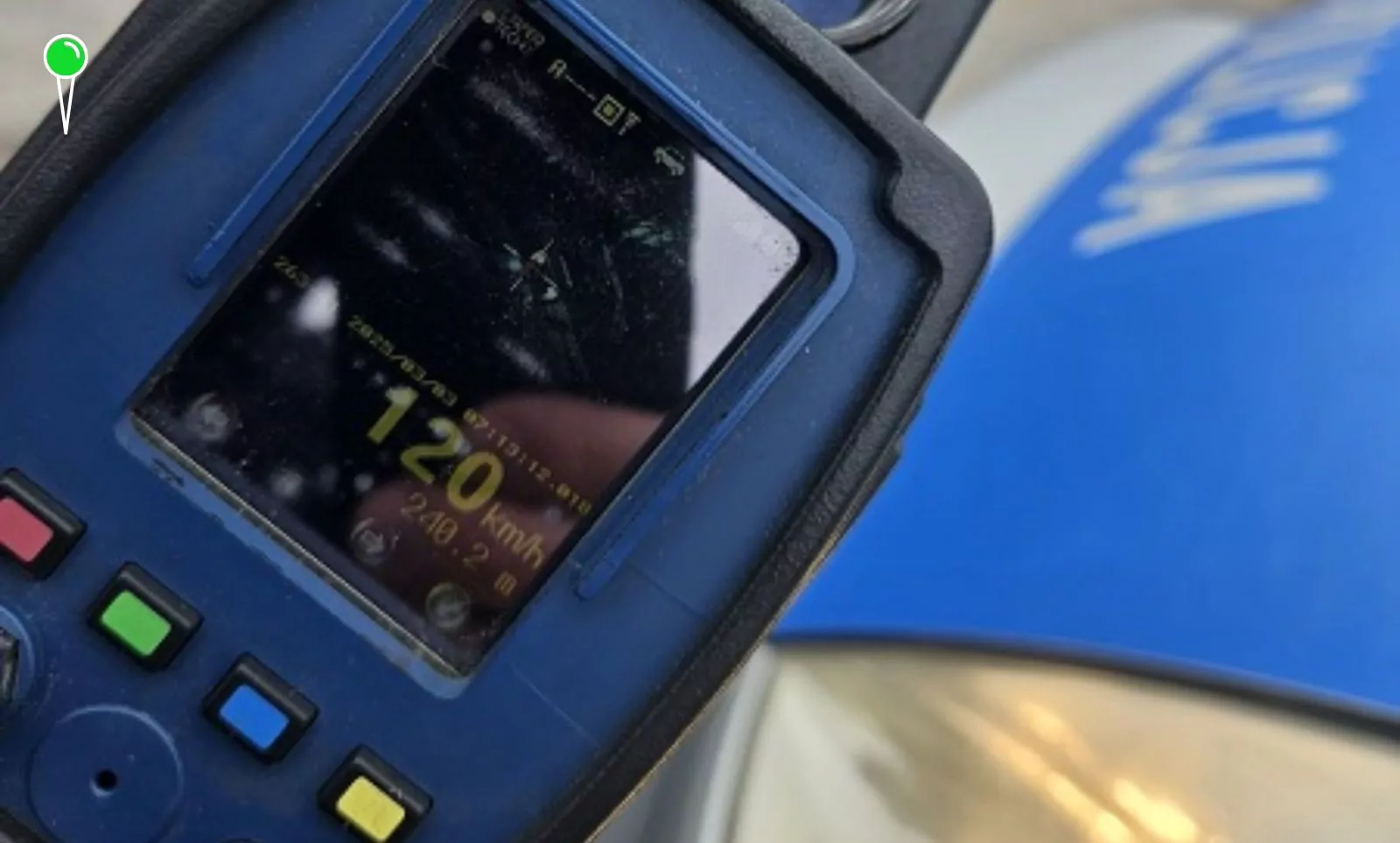 19-latek pędził autem 120 km/h w obszarze zabudowanym (FOTO: KPP Pruszcz Gdański)