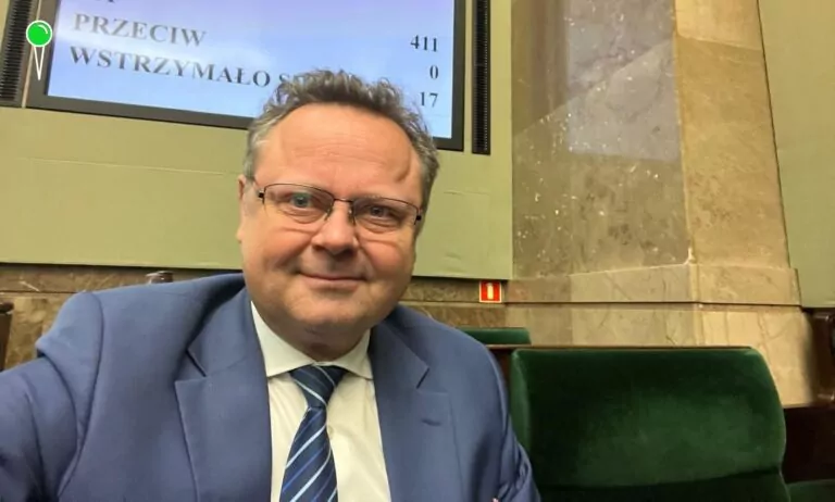 Cyrk! ABW sprawdzi, czy wiceminister nie jest pijany (FOTO: Andrzej Szejna/FB)