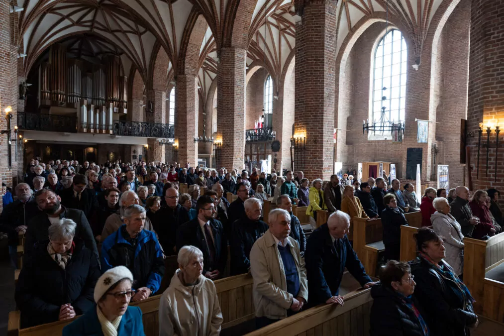 Poświęcenie krzyża katyńskiego i wystawa IPN w Gdańsku (FOTO: IPN Gdańsk)