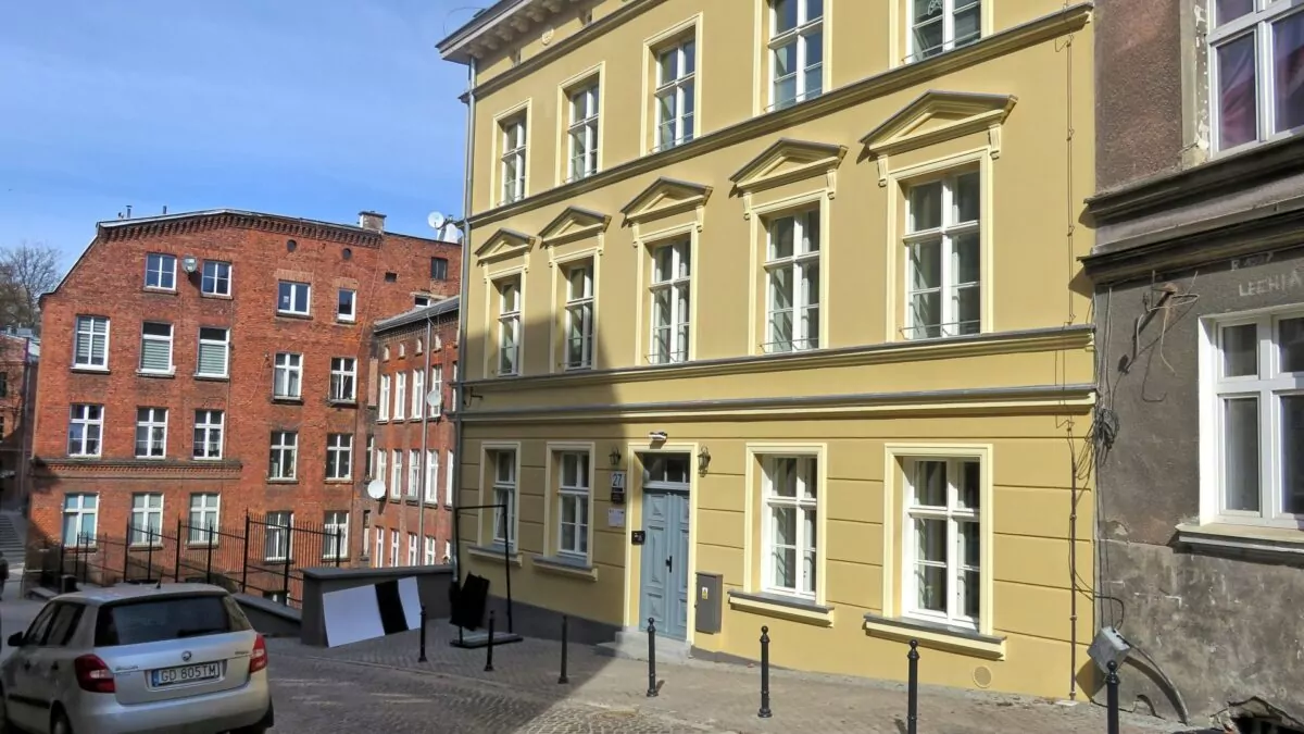 Widok na ul. Biskupią w Gdańsku.