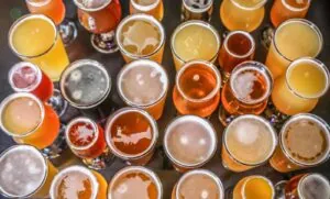 Kryzys niemieckiego piwa. Cła USA uderzają w jego eksport (FOTO: canva)