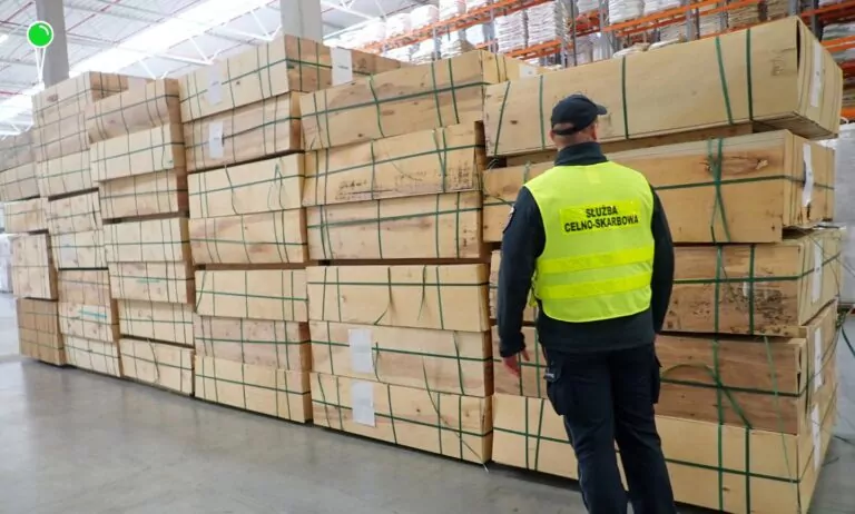 Czy sankcje UE działają? Rosyjski towar trafił do Polski (FOTO: KAS Pomorze)