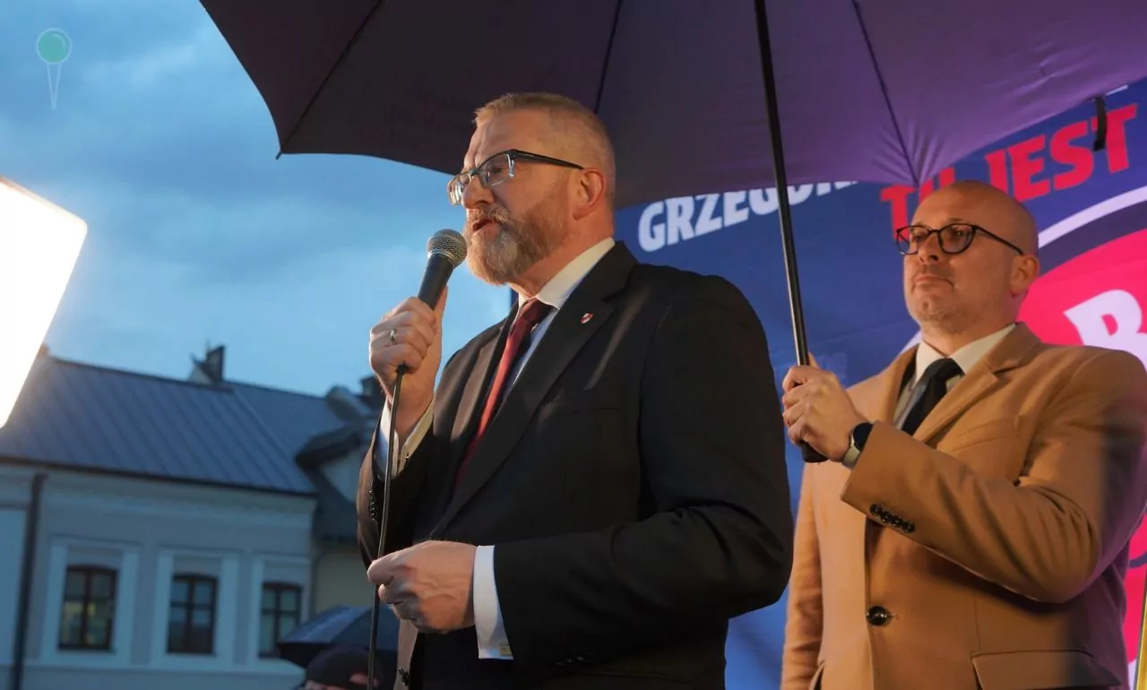 Grzegorz Braun odda głos na Karola Nawrockiego (FOTO: Grzegorz Braun/FB)