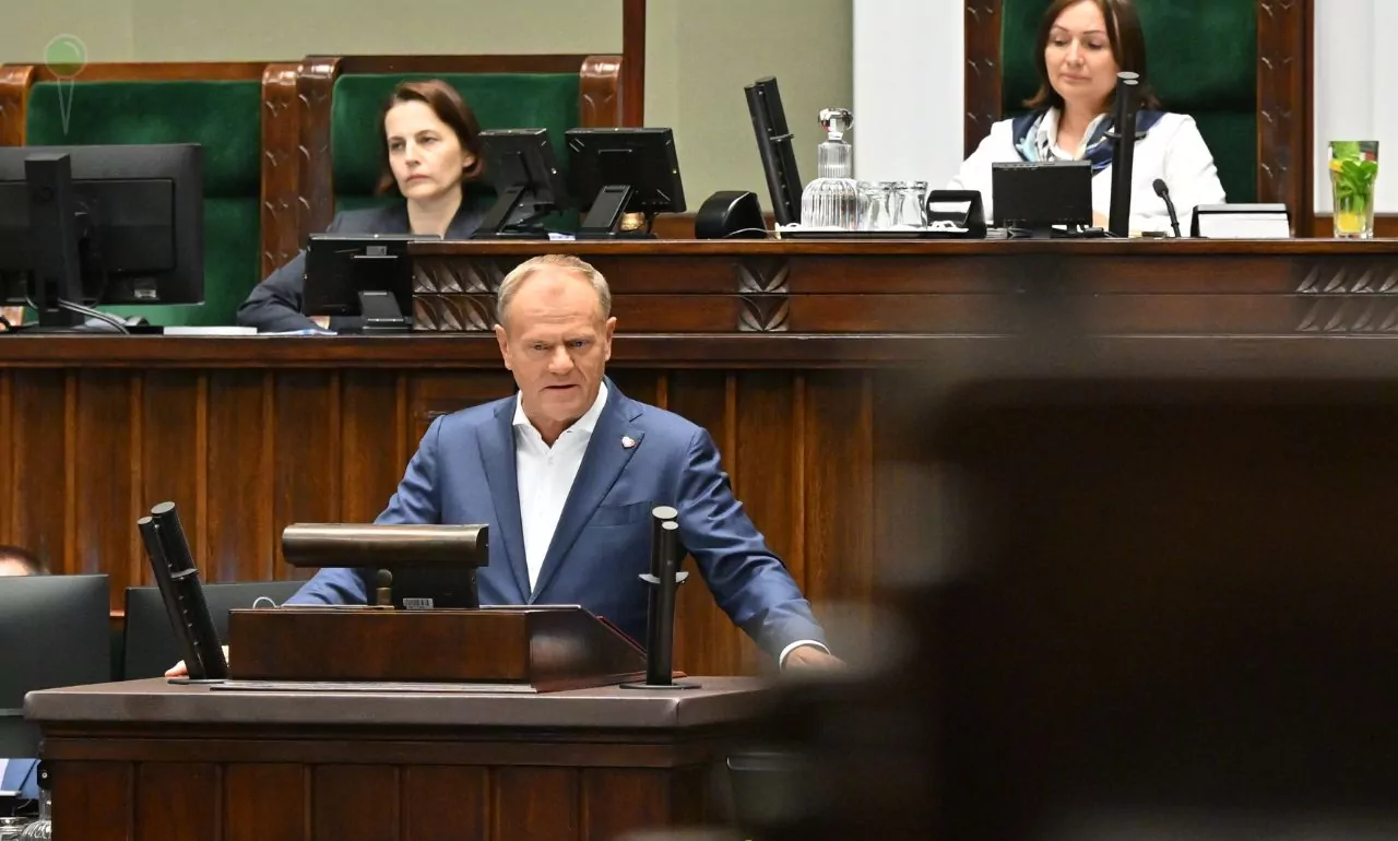 Tusk gra va banque: zwycięstwo Trzaskowskiego albo chaos (FOTO: canva.com)