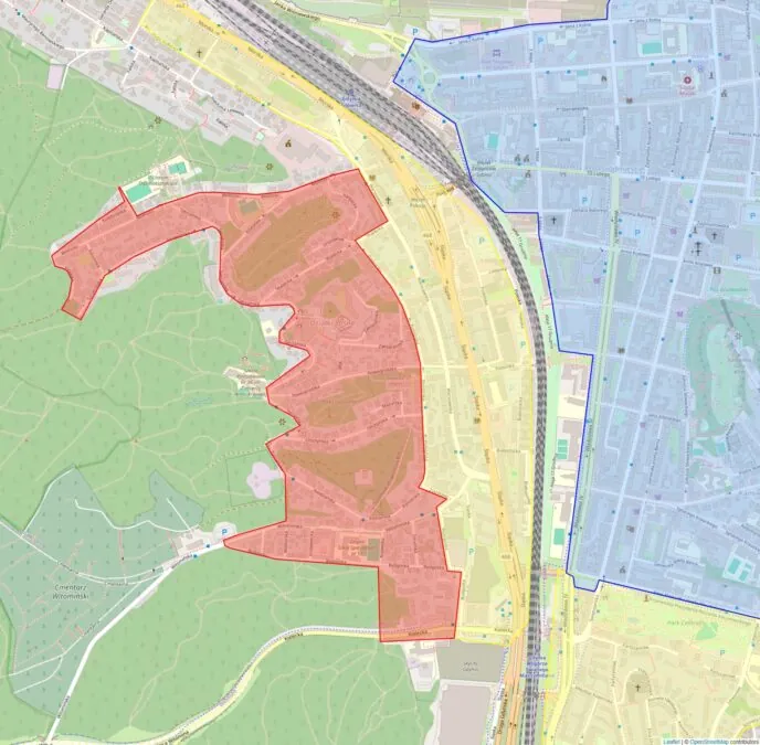 Proponowane zmiany w Strefie Płatnego Parkowania w Gdyni – obszar Działek Leśnych i Grabówka. Na czerwono zaznaczono teren, który ma zostać wyłączony z granic strefy, na żółto – nadal aktualny teren strefy w dzielnicach; na niebiesko – Śródmiejska Strefa Płatnego Parkowania (mat. ZDiZ w Gdyni)