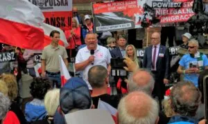 Gdańsk znowu mówi „nie” migrantom. Protest przeciwko decyzjom Tuska (FOTO: wbijamszpile.pl)
