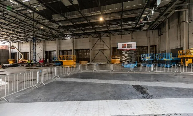 Nowa hala AmberExpo w Gdańsku z wiechą (FOTO: Grzegorz Mehring/gdansk.pl)