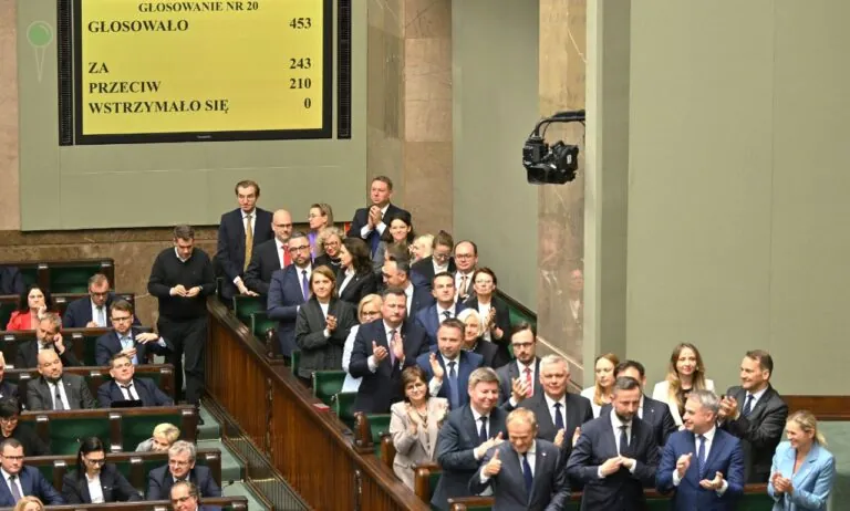 Urbaniak: wotum zaufania to polityczne show (FOTO: Sejm/X)
