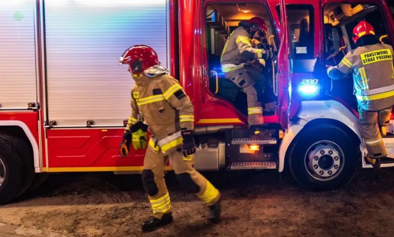 Pożar w laboratorium chemicznym w Gdyni. Setki ewakuowanych (FOTO: PSP)