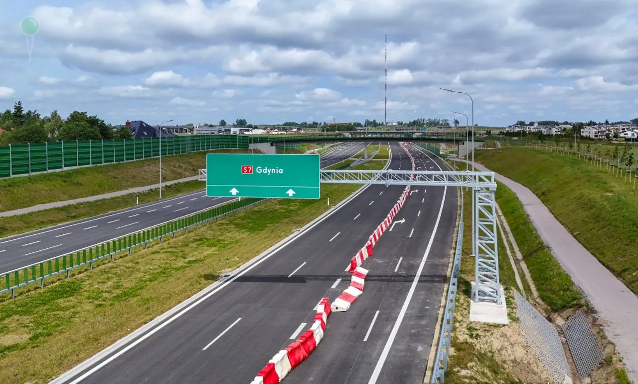 Pierwsze auta już na S7 Obwodnicy Metropolii Trójmiejskiej (FOTO: canva.com)