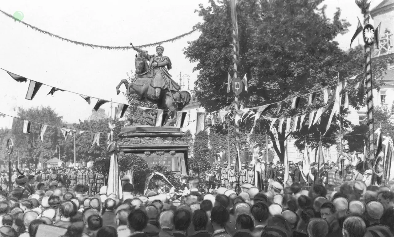 Pomnik Jana III Sobieskiego we Lwowie - obchody (FOTO: NAC)