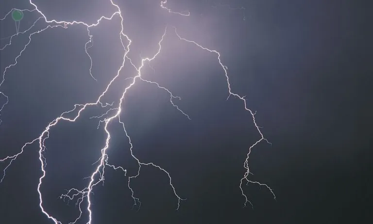 Nocne burze nad Pomorzem. Gdzie zagrzmi najbardziej? (FOTO: canva)