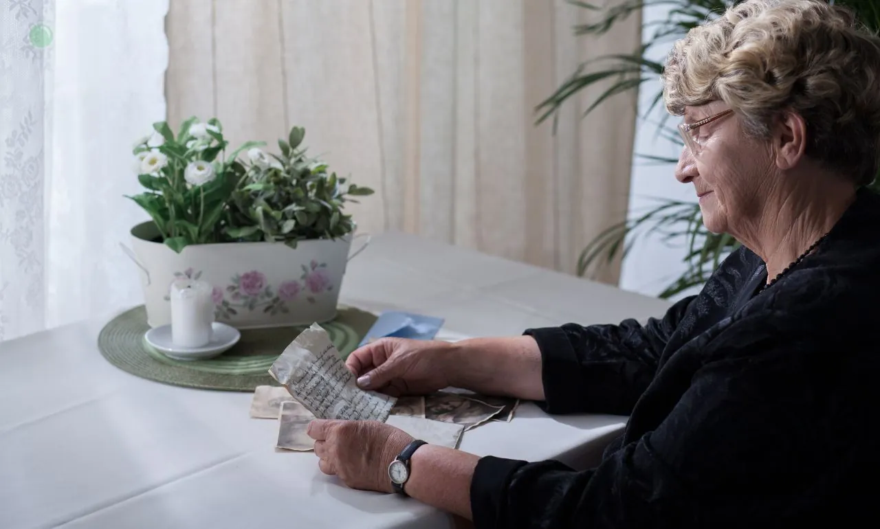 Kiedy renta wdowia trafi na konto? Najważniejsze daty (FOTO: canva.com)