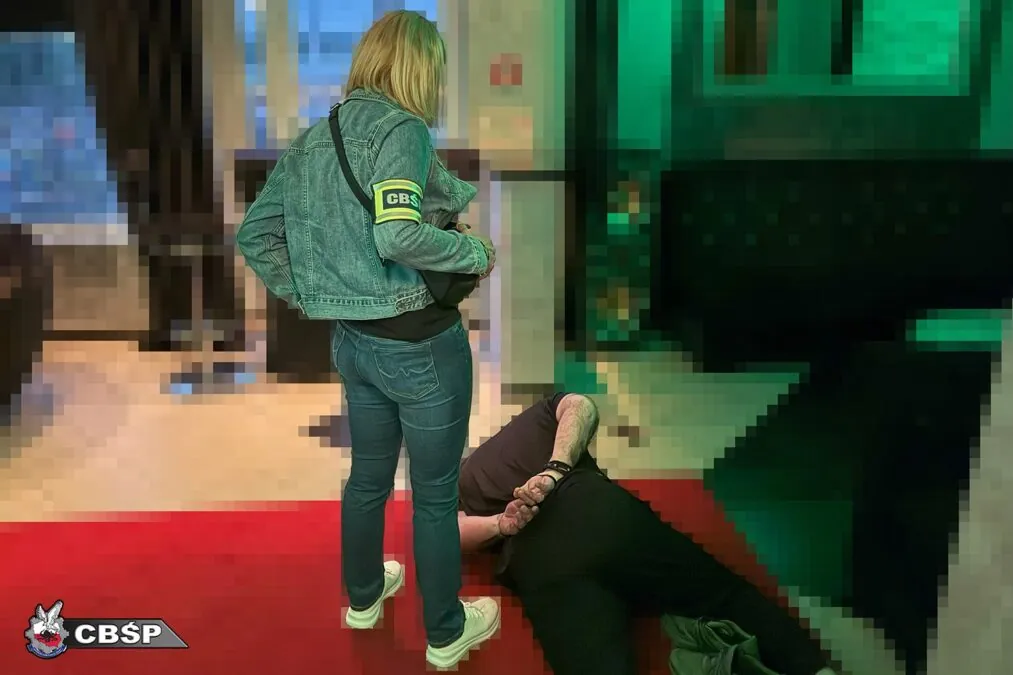 CBŚP rozbiła gang prostytutek z Gdyni – zatrzymanych 15 osób (FOTO: CBŚP)