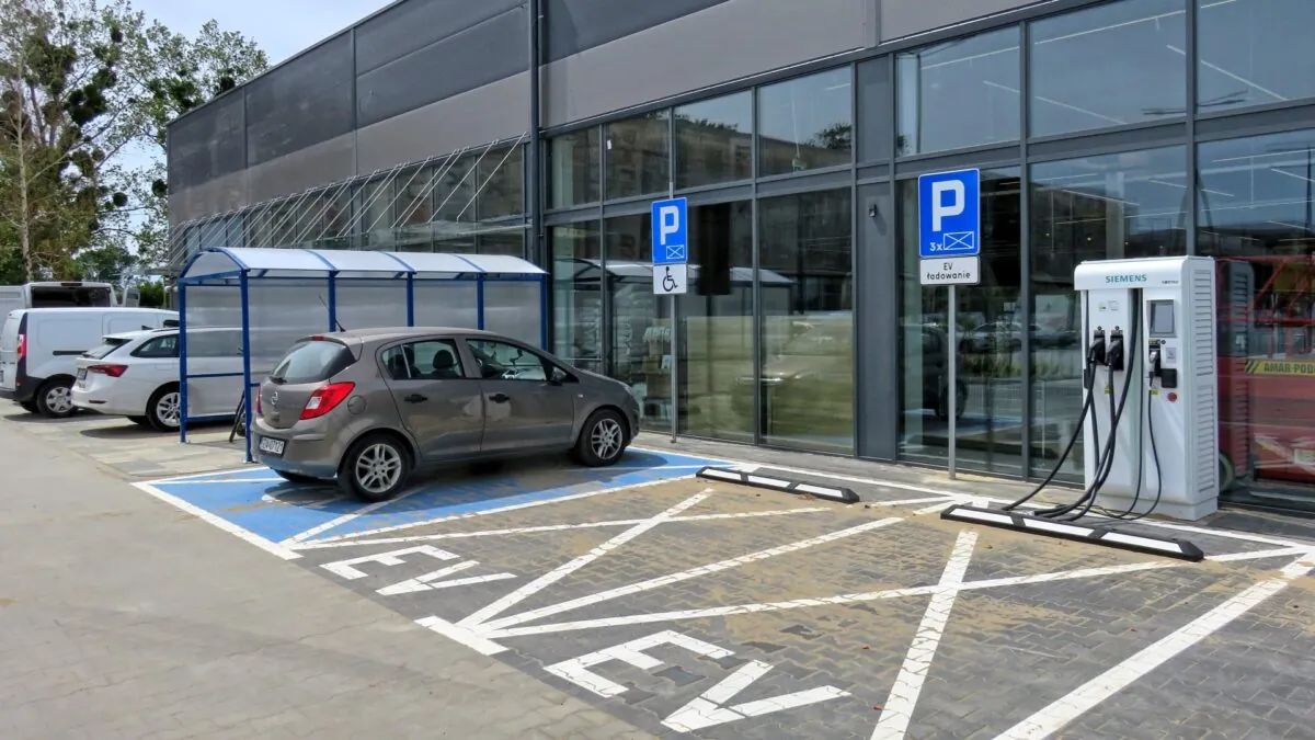 Nowe centrum w Pruszczu Gdańskim (FOTO: wbjamszpile.pl)