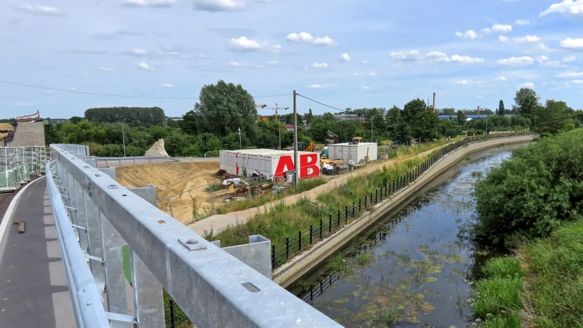 Władze Pruszcza: objazdy przy budowie Strzeleckiego są optymalne (FOTO: wbijamszpile.pl)