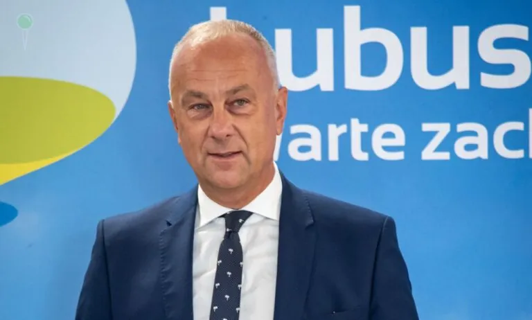 Marszałek lubuskiego rezygnuje po kraksie. Nagranie trafiło do sieci (FOTO: lubuskie.pl)