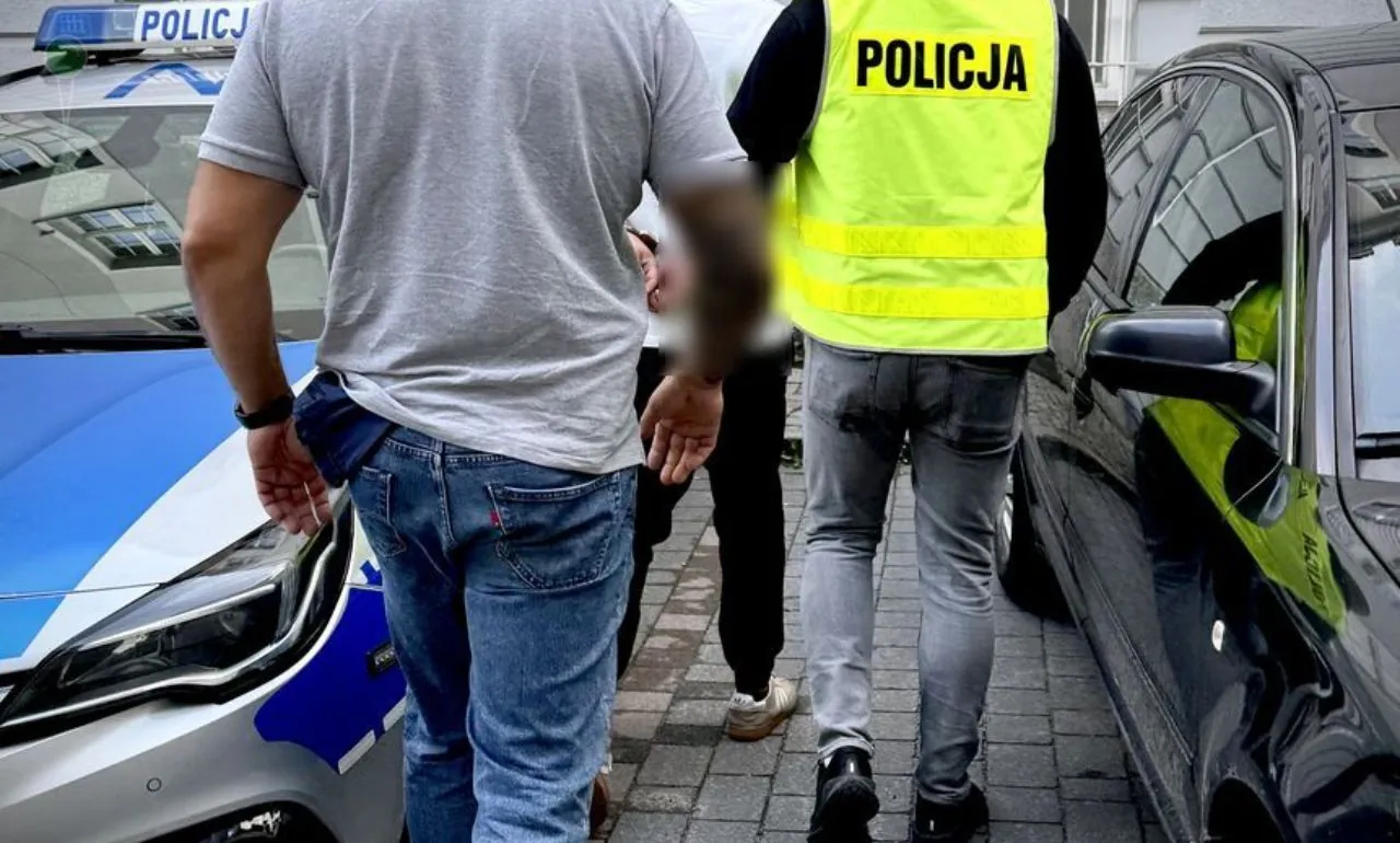 33-latek zatrzymany na al. AK w Gdańsku z walizką narkotyków (FOTO: KMP Gdańsk)