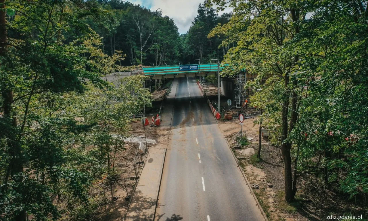 Zamknięcie ulicy Witomińskiej w Gdyni (FOTO: ZDiZ Gdynia)