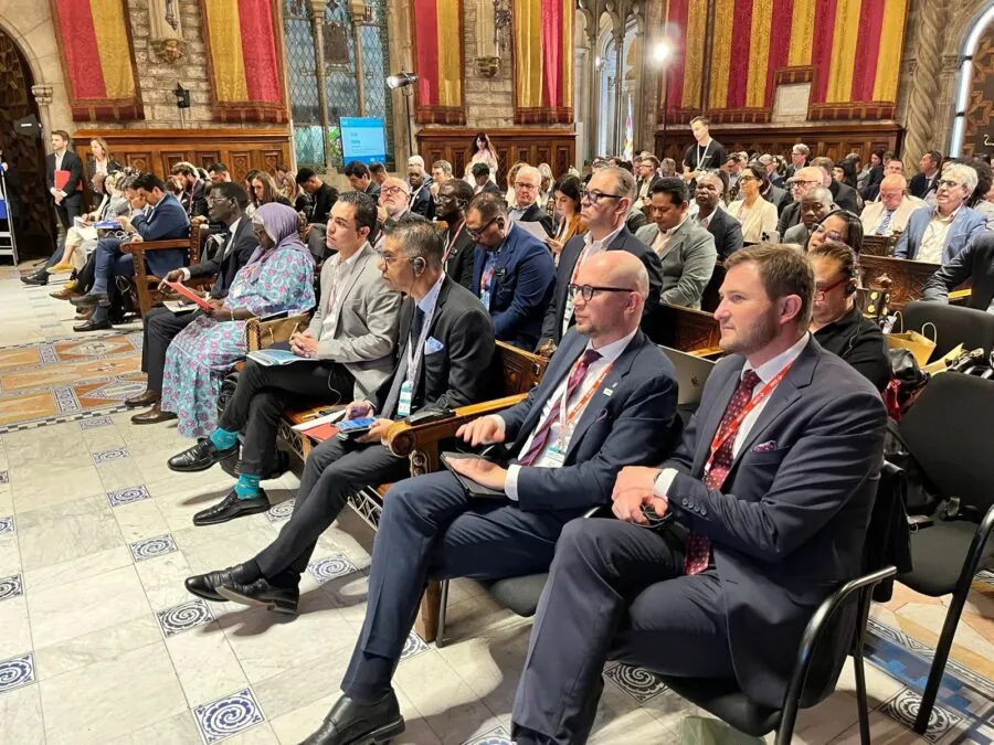 Piotr Grzelak podczas jednego z paneli w Barcelonie (FOTO: Piotr Grzelak/Facebook)