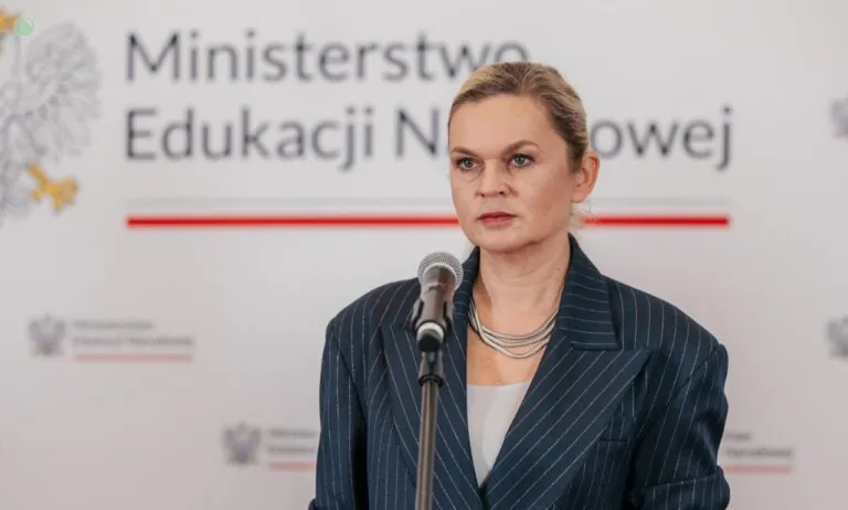 Barbara Nowacka w opałach. Sondaż miażdży jej pracę (FOTO: MEN)
