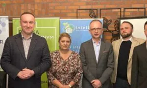 Na zdjęciu ze wspólnej konferencji ekologicznej w 2023 r. od lewej Michał Kobosko europoseł Polski 2050, Beata Moskal-Słaniewska Prezydent Świdnicy, Krzystof Pałka, członek RN Narodowego Funduszu Ochrony Środowiska i Gospodarki Wodnej, a także Paweł Łapacz, szef WFOŚiGW. (FOTO: Prezydent Świdnicy)