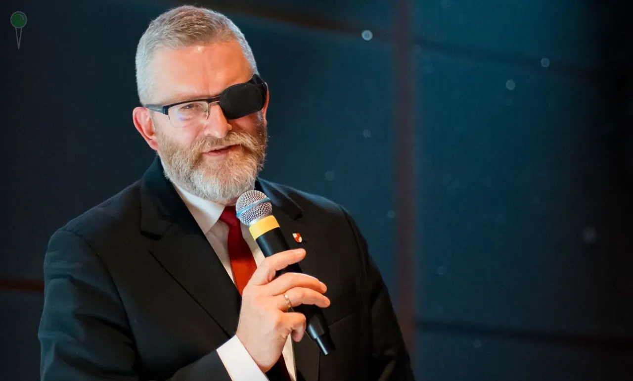 Kierwiński zastrasza partię Grzegorza Brauna? Chodzi o delegalizację (FOTO: Konfederacja Korony Polskiej)