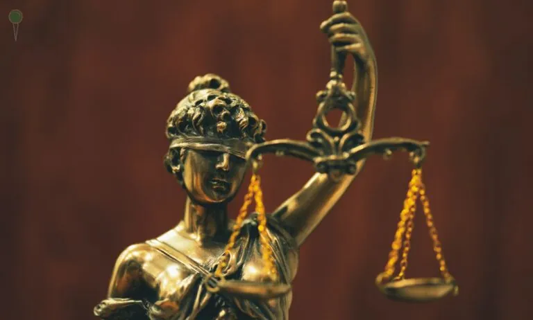 Tragedia w Mezowie. 26 lat więzienia za zabicie żony (FOTO: canva)