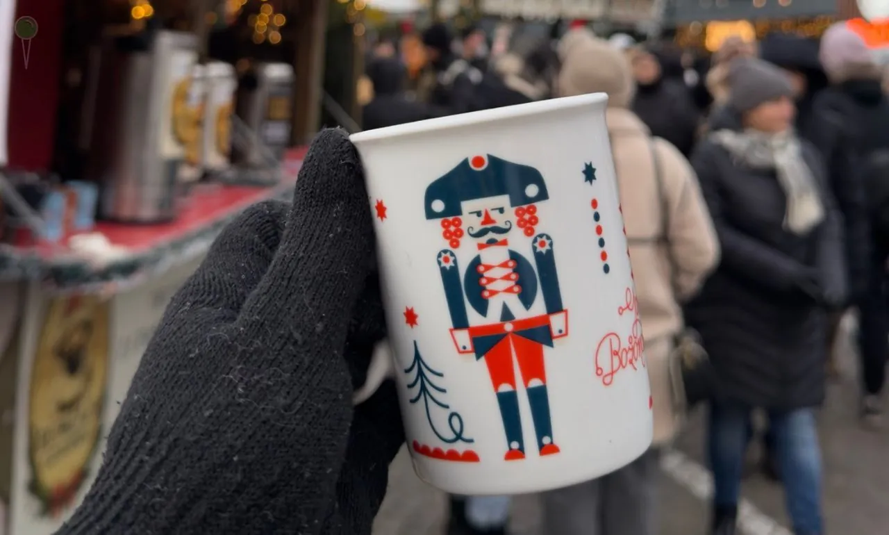 Kubki z jarmarku pod lupą skarbówki. Mamy stanowisko KAS (FOTO: Jarmark Bożonarodzeniowy w Gdańsku/FB)