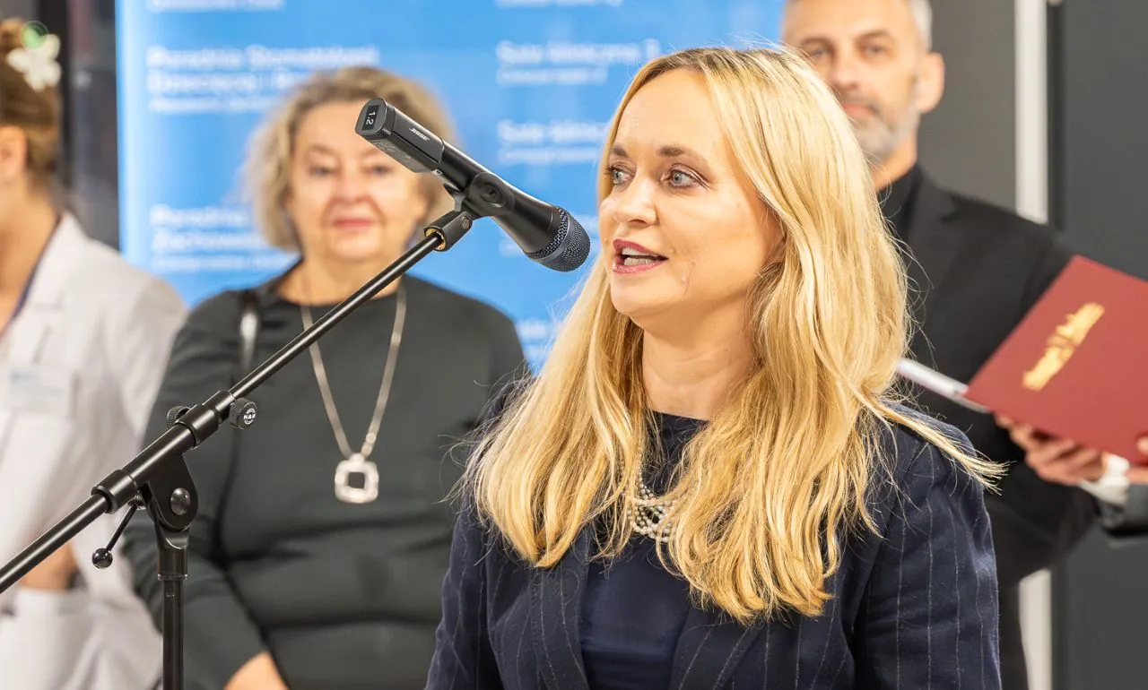 Szczyt zdrowotny bez minister. Szpitale w trybie awaryjnym (FOTO: Beata Rutkiewicz Wojewoda Pomorski/FB)