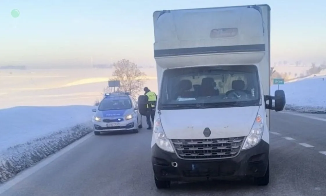 Samochód bez kierowcy jechał DK 91. Policjanci zapobiegli tragedii (FOTO: KPP Tczew)