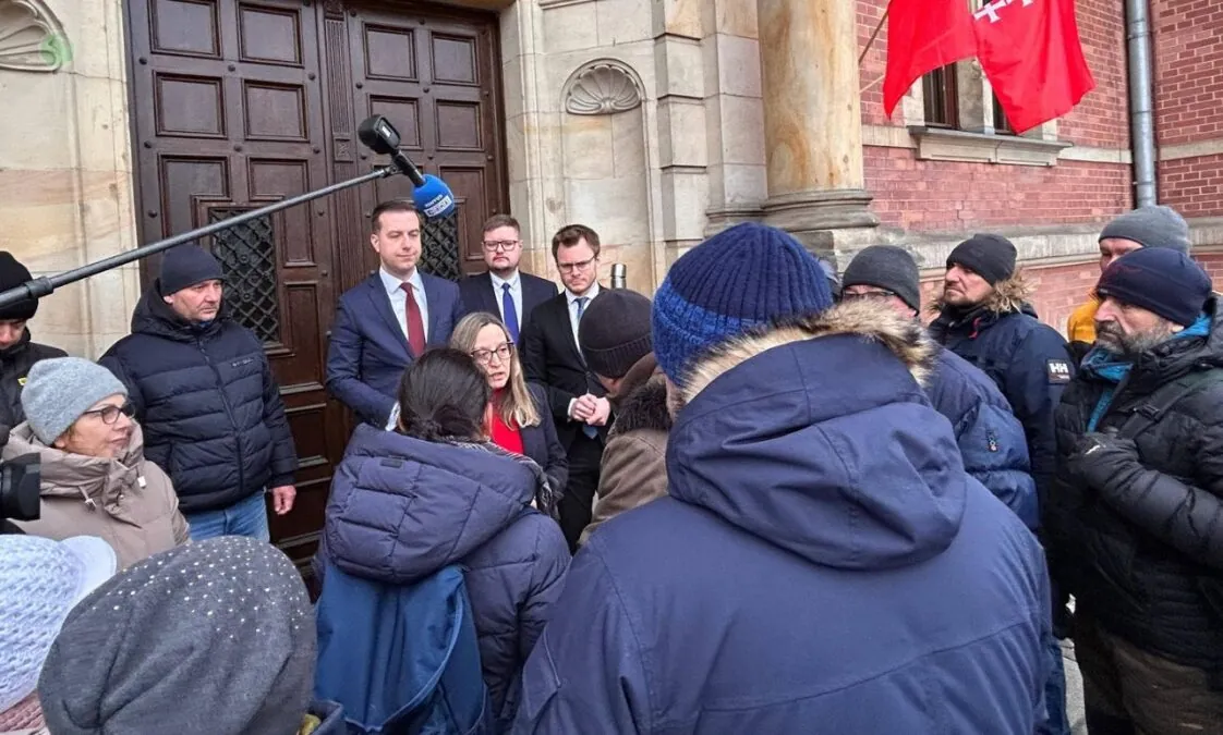 Protest mieszkańców Olszynki przed Radą Miasta Gdańska (FOTO: Marcin Mickun/FB)