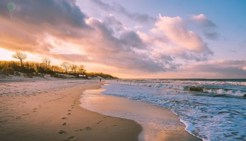 Bałtyk cofnął się o 67 cm. Co to oznacza? (FOTO: canva)