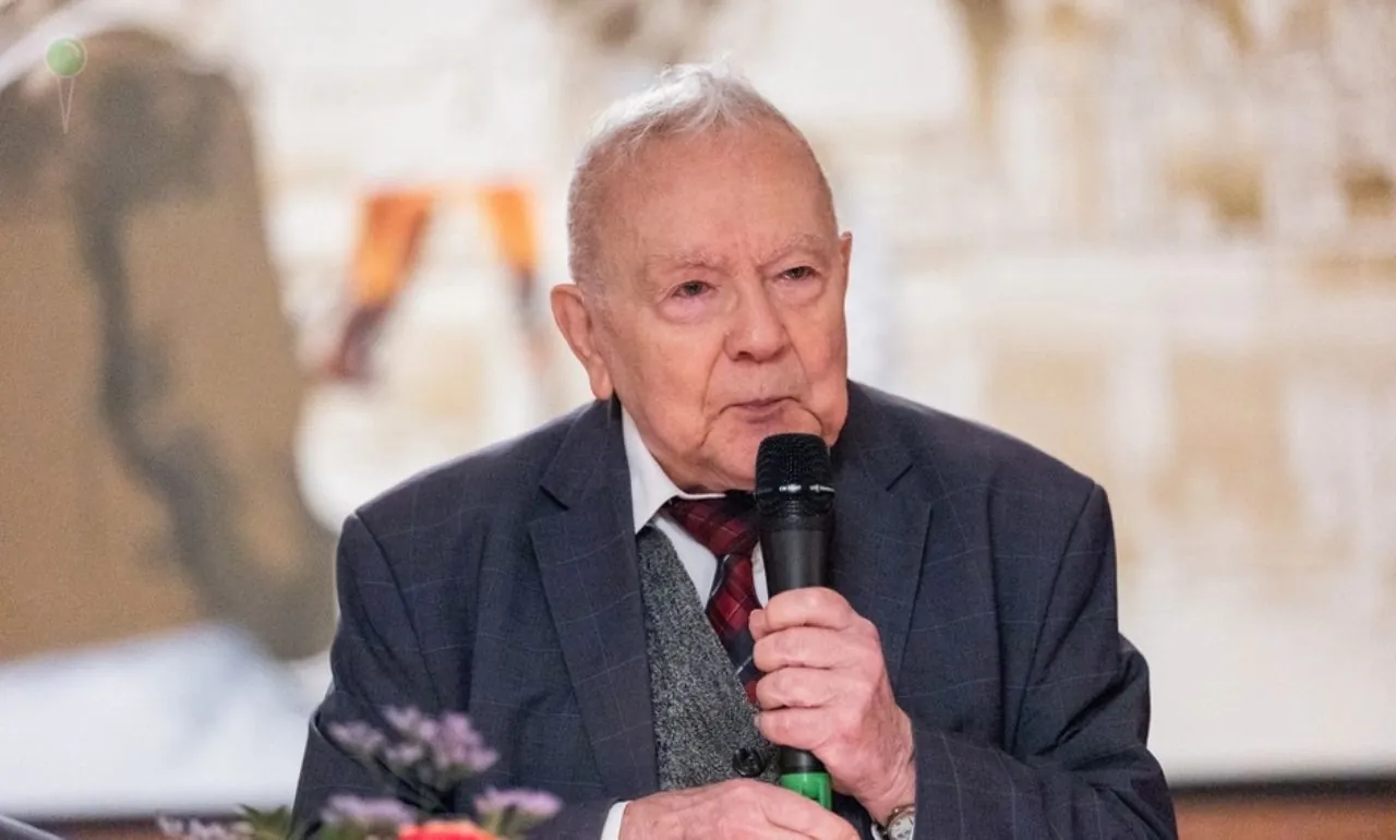 Ulica imienia prof. Andrzeja Januszajtisa szybciej niż przewidują przepisy (FOTO: Dominik Paszliński/gdansk.pl)