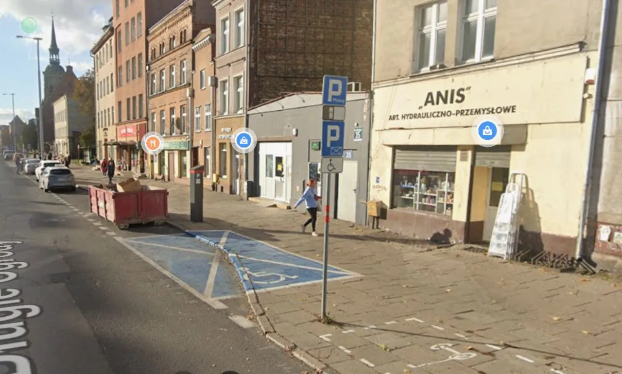 Długie Ogrody w Gdańsku bez „kurde blaszki” (FOTO: Google Maps)