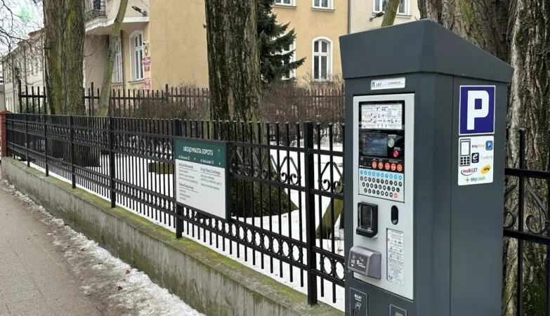 Sopot wprowadza opłaty za postój w weekendy. Kierowcy zapłacą więcej (FOTO: UM Sopot)